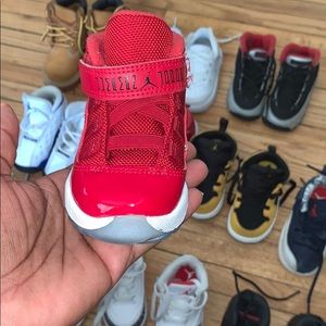 Fire Reds Jordan Retro 11s